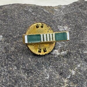 WWII Vintage US Army Lapel Pin